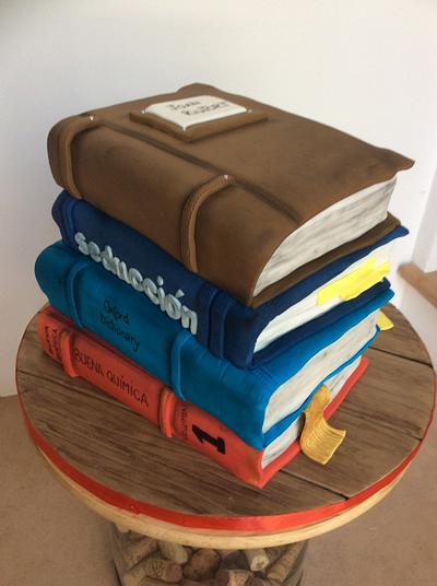 Books!! - Cake by Cinta Barrera