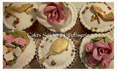 Pink and golden cupcakes - Cake by Claudia Smichowski