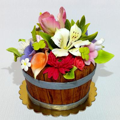  flowerpot with flowers - Cake by EvelynsCake