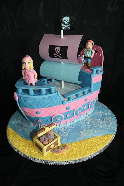 Frozen is soooo last year Grandma - I like pirates now....... - Cake by Judy