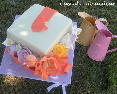 A surprise box with flowers - Cake by Lara Correia