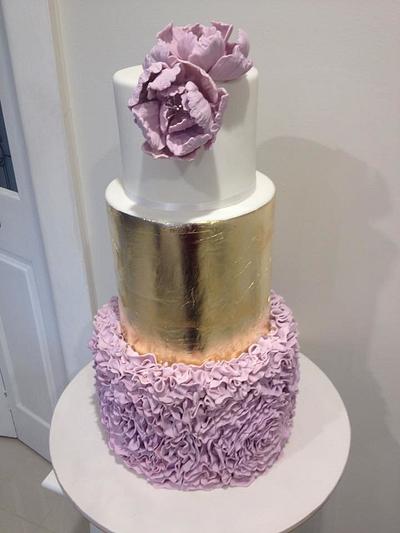 Gold and ruffle wedding cake  - Cake by Sugarlace Cakes