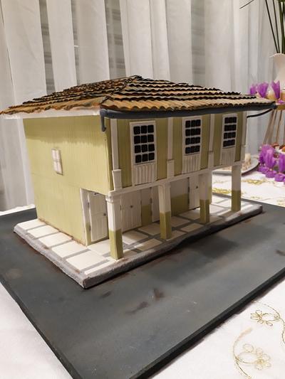 House Cake - Cake by Nurisscupcakes
