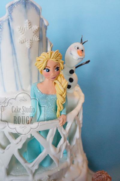 Elsa, Anna, Kristoff, Olaf and Sven - Cake by Ceca79
