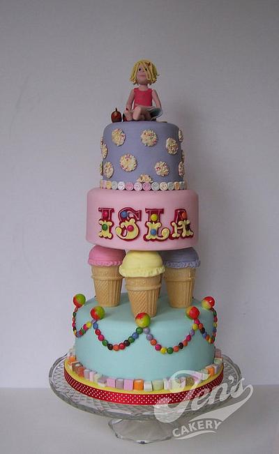 Dolly - Cake by Jen's Cakery