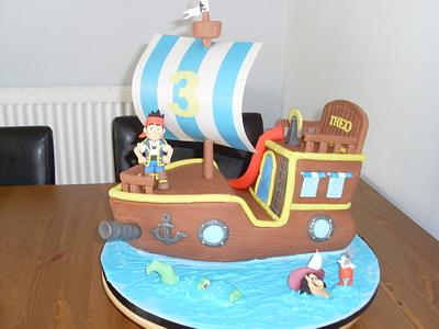 Bucky the pirate ship with Jake & Hook - Cake by sugar