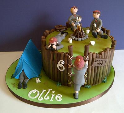 Woodland Den - Cake by CakeyCake