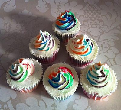 Rainbow Cupcakes - Cake by Carrie