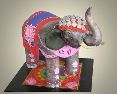Elephant Cake - Cake by Maty Sweet's Designs