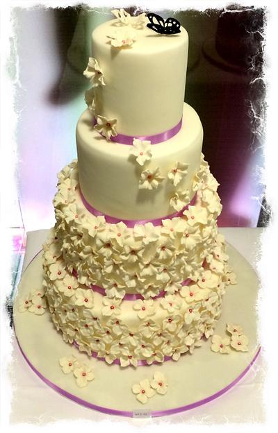 Wedding Cake - Cake by Cristiana