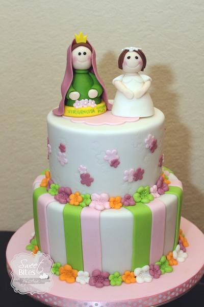 "Virgencita plis" communion cake - Cake by Sweet Bites by Ana