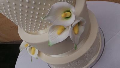 Ivory with Calla Lillies - Cake by Sweet Bea's