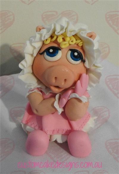 Baby Miss Piggy - Cake by Custom Cake Designs