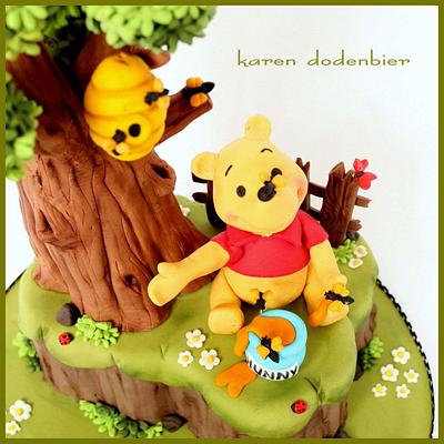 My first Winnie the Pooh cake - Cake by Karen Dodenbier