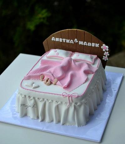 Bed cake for wedding - Cake by majalaska