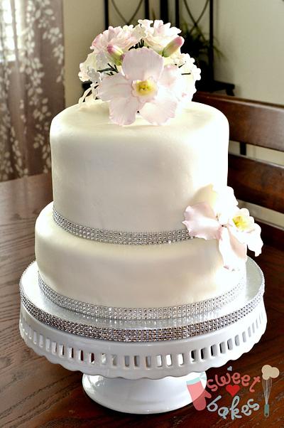 Simple Wedding Cake - Cake by Sweet Bakes