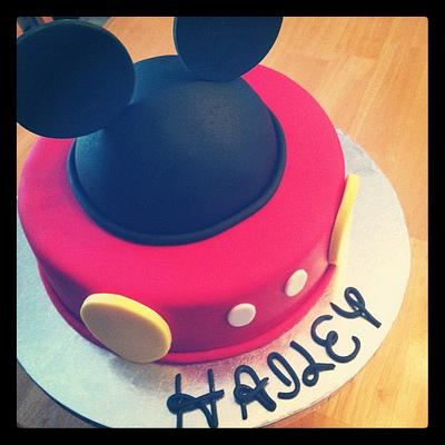 Simply Mickey - Cake by Becky Pendergraft