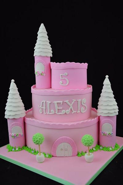 Princess Castle - Cake by Rosemary