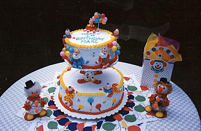 Playful Clowns - Cake by Julia 