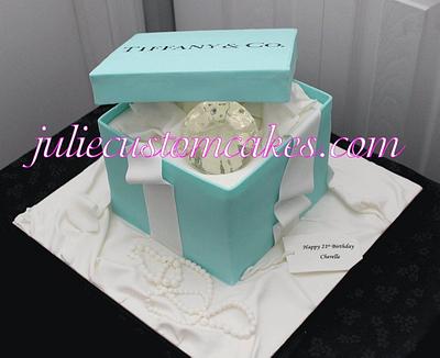 Tiffany and Co box - Cake by twinmomgirl