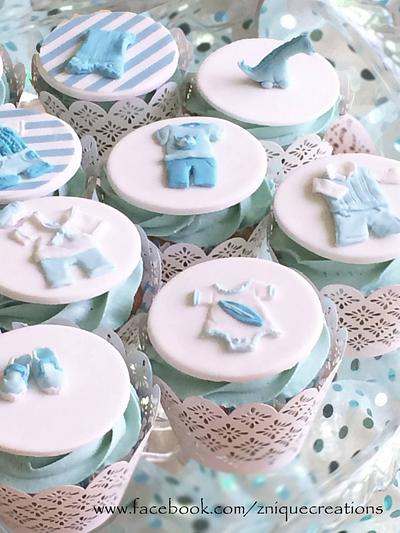 Babyshower cupcakes - Cake by Znique Creations