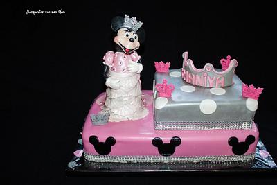 Minnie Mousse or Princess - Cake by Jacqueline