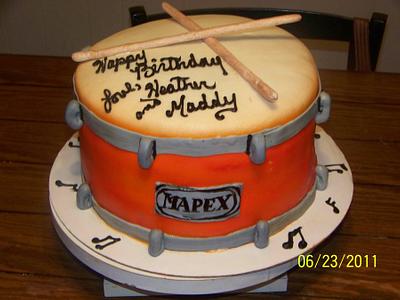 Drum cake - Cake by Tracy Buttermore