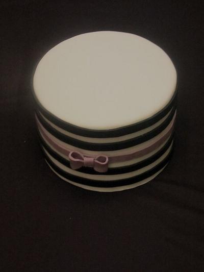 Horizontal Stripe Cake based on Jessiecakes method - Cake by soods