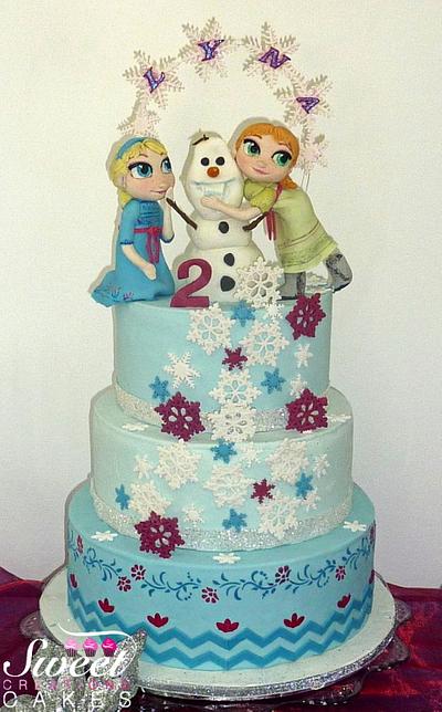 Frozen : little Anna and Elsa - Cake by Sweet Creations Cakes