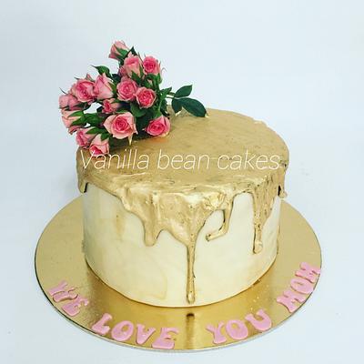 Dripping cske - Cake by Vanilla bean cakes Cyprus