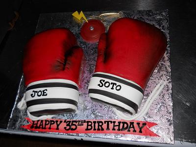 Boxing Gloves - Cake by Alissa Newlin