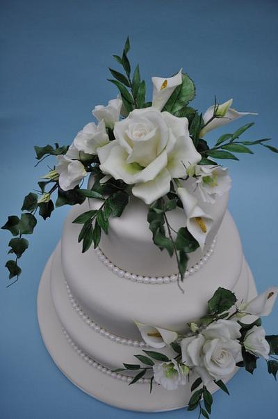 rose and arum wedding cake - Cake by Joanna Haines