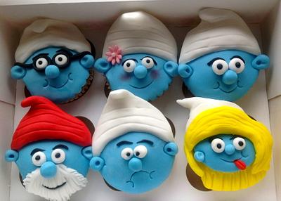 Smurfing  - Cake by Alison's Bespoke Cakes