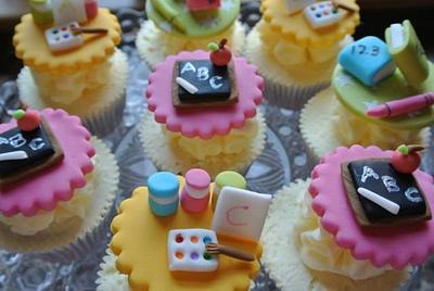 ABC Cupcakes - Cake by Alison Bailey