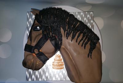 Horse - Cake by Pluympjescake