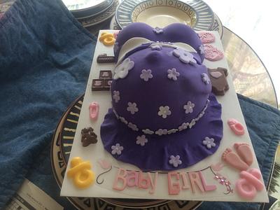 Baby Bump Cake  - Cake by Kim's Cakery