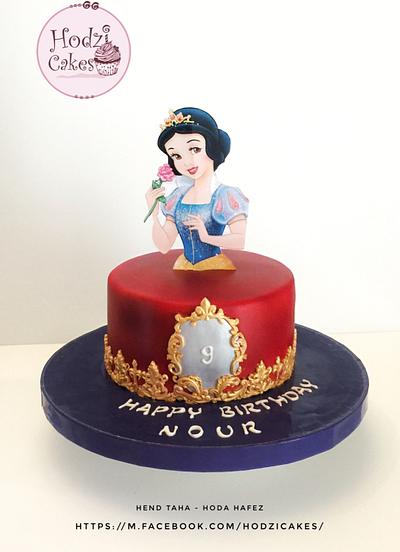 Snow White Cake🍎🌷 - Cake by Hend Taha-HODZI CAKES