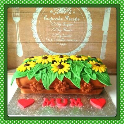 Mothers Day Sunflower planter - Cake by Hayley
