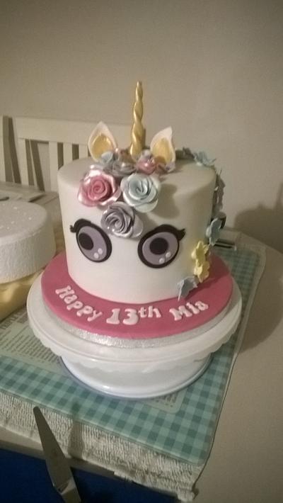 Unicorn cake - Cake by Combe Cakes
