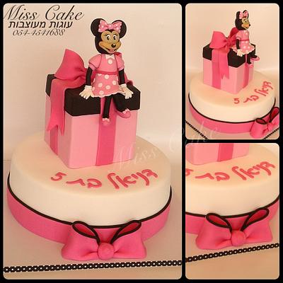 minnie mouse cake - Cake by misscake1