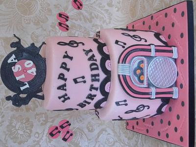 My cousin Lisa's 50's inspired cake. - Cake by Karen's Cakes And Bakes.