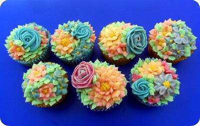 Butter cream Spring Cupcakes  - Cake by DecorateMe-Cakes 