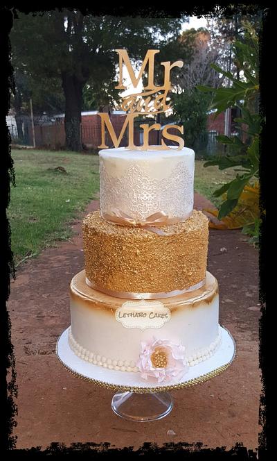 Lace and sequins - Cake by Palesa Mokhele 