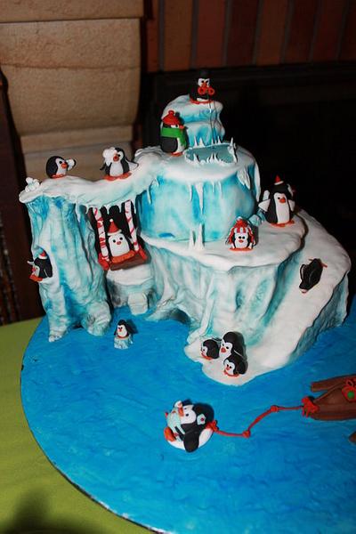 Christmas in the North Pole - Cake by Artym 