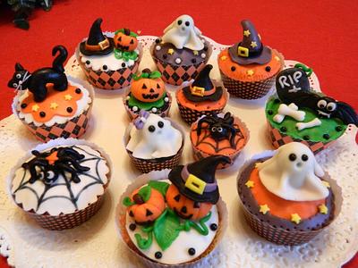 Halloween Cupcakes - Cake by Lovely Cakes Simona