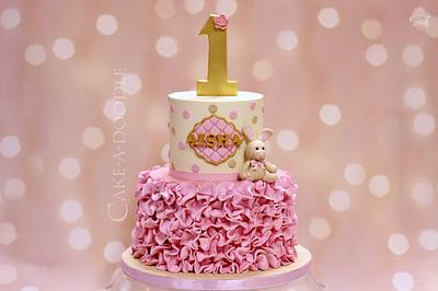 Pretty in pink - Cake by Nimitha Moideen