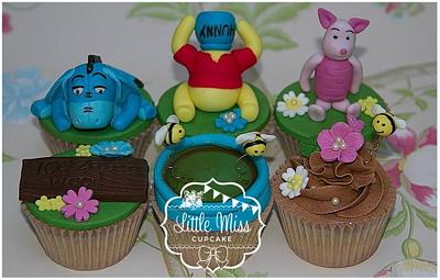 100 Acre Wood - Cake by Little Miss Cupcake
