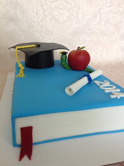 Graduation cake  - Cake by Sprinkles Cakery - Cakes By Ashifa Saleem