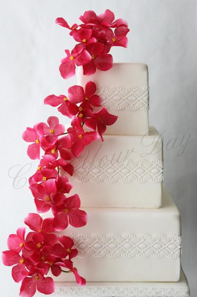 Pink Flowers Wedding Cake - Cake by Cake Your Day (Susana van Welbergen)