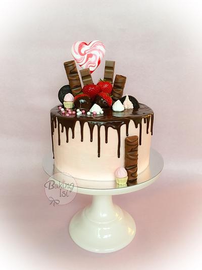 Strawberry Drip Cake - Cake by Baking Isi